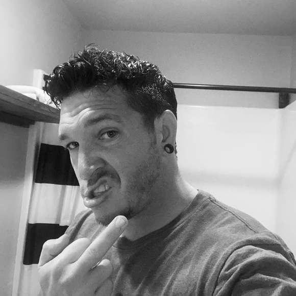 Meet your Posher, Gibby - Picture 1 of 1